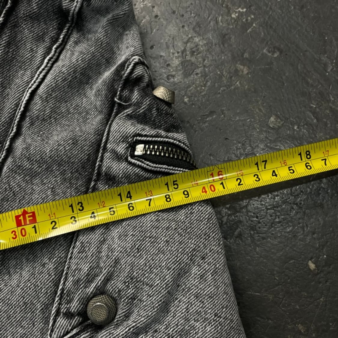 100 써저리 008 프로세스 오블리크 카고 진 데님팬츠 상품이미지7