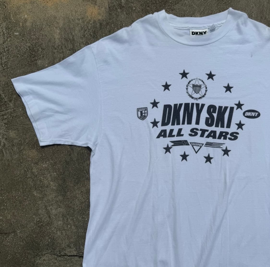 [XL] 90s DKNY 프린트 반팔티 상품이미지3