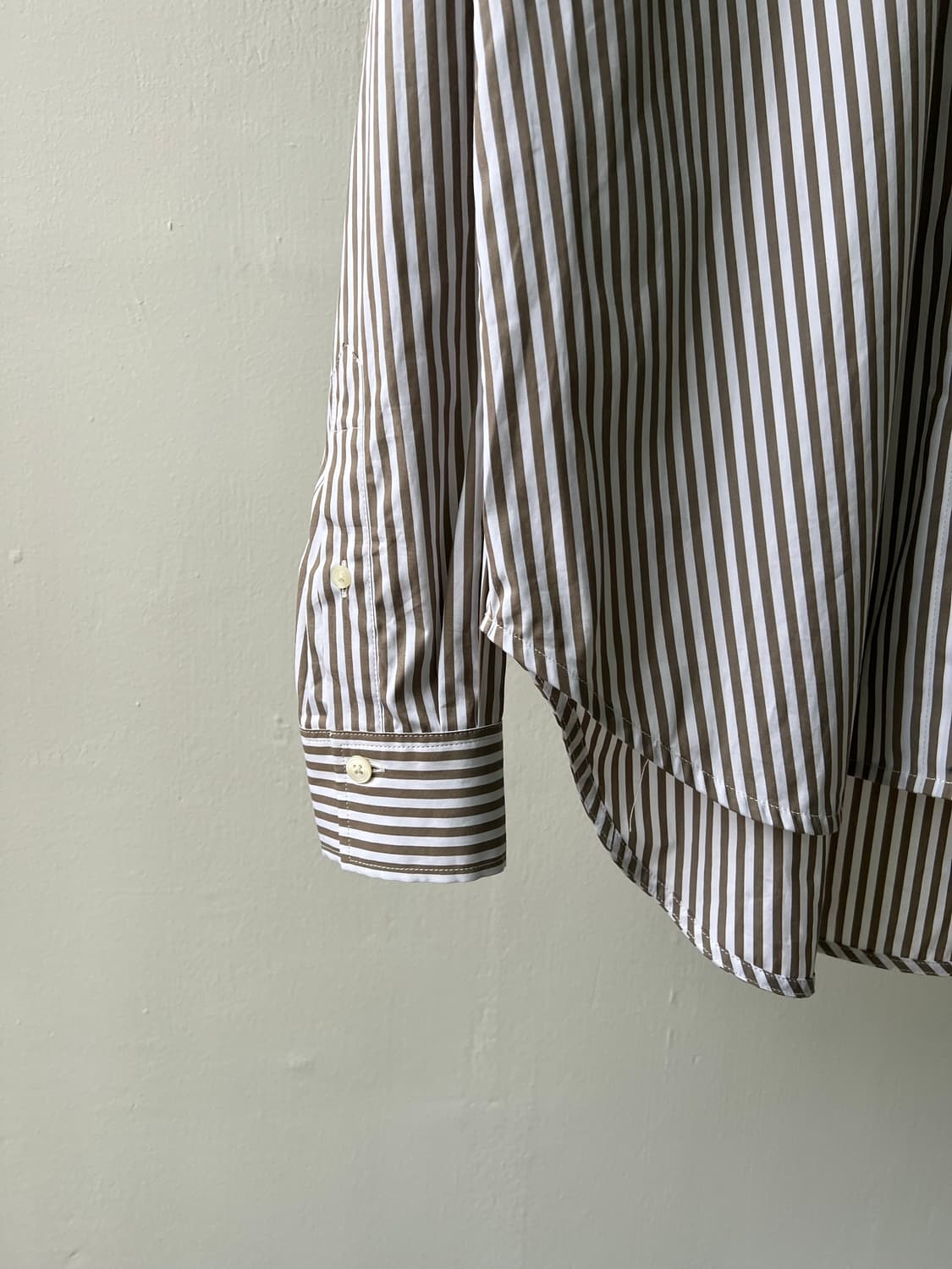 (새상품) toteme 토템 오버핏 셔츠 상품이미지4