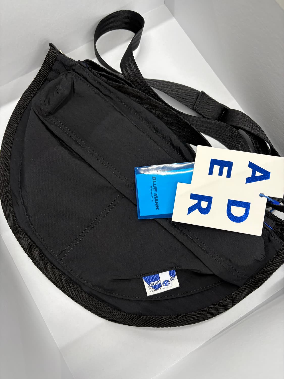 아더에러 circle bag 새제품 상품이미지1