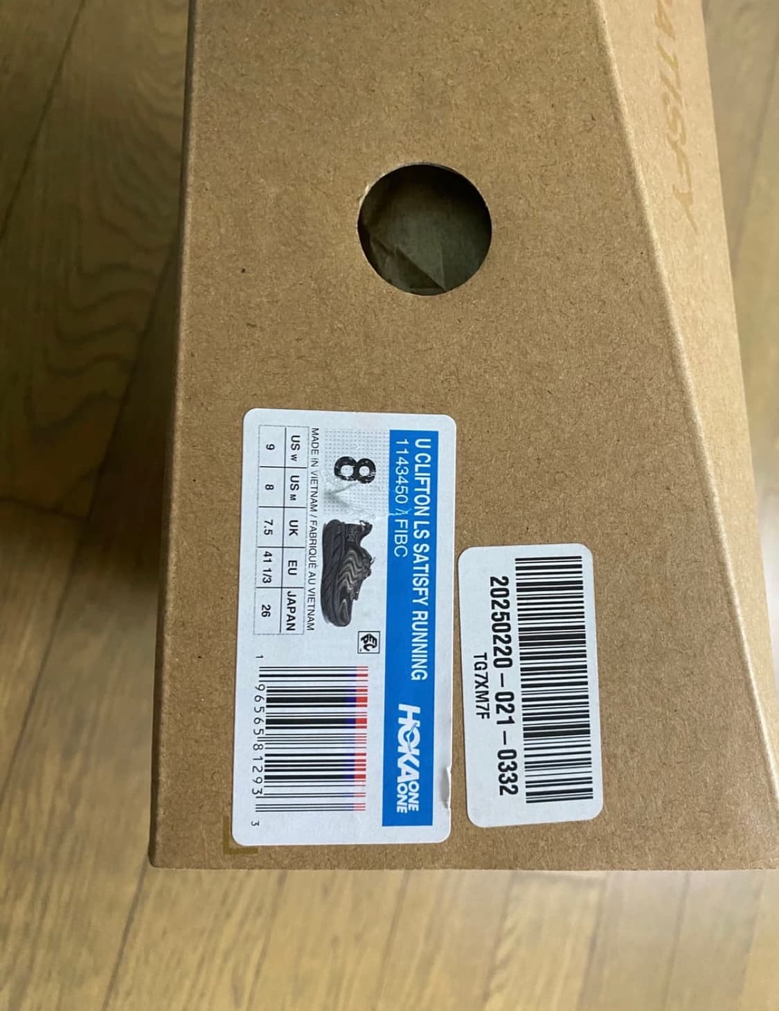 호카x새티스파이 클리프톤 아이언블랙 상품이미지2