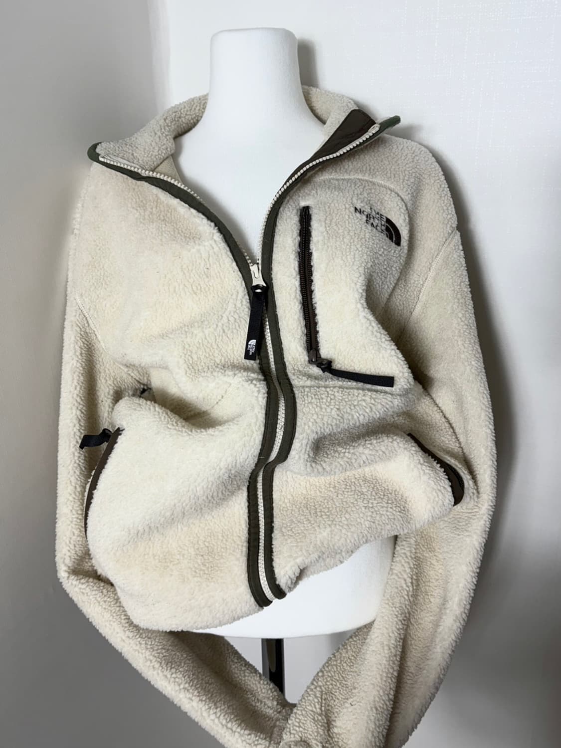 노스페이스 아이보리 베이지 후리스  상품이미지3