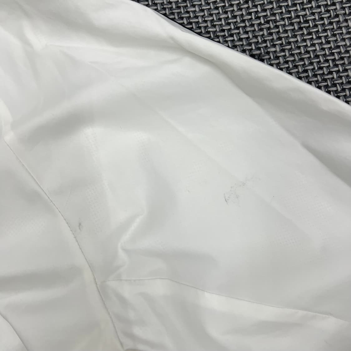 아디다스 화이트 바람막이 상품이미지5