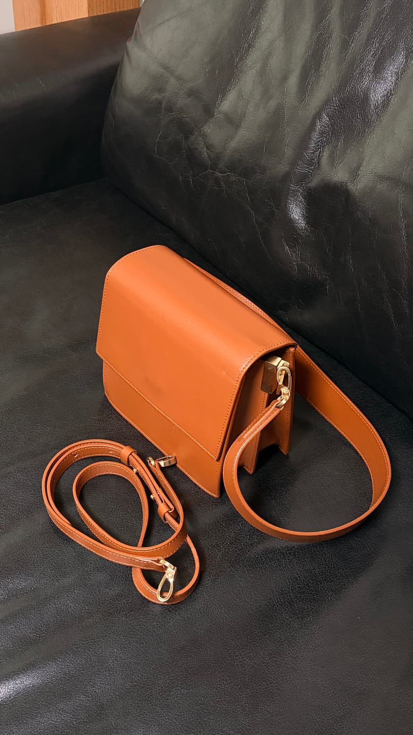 hoze 호제 카멜 숄더백 (크로스백 끈 포함) 상품이미지1