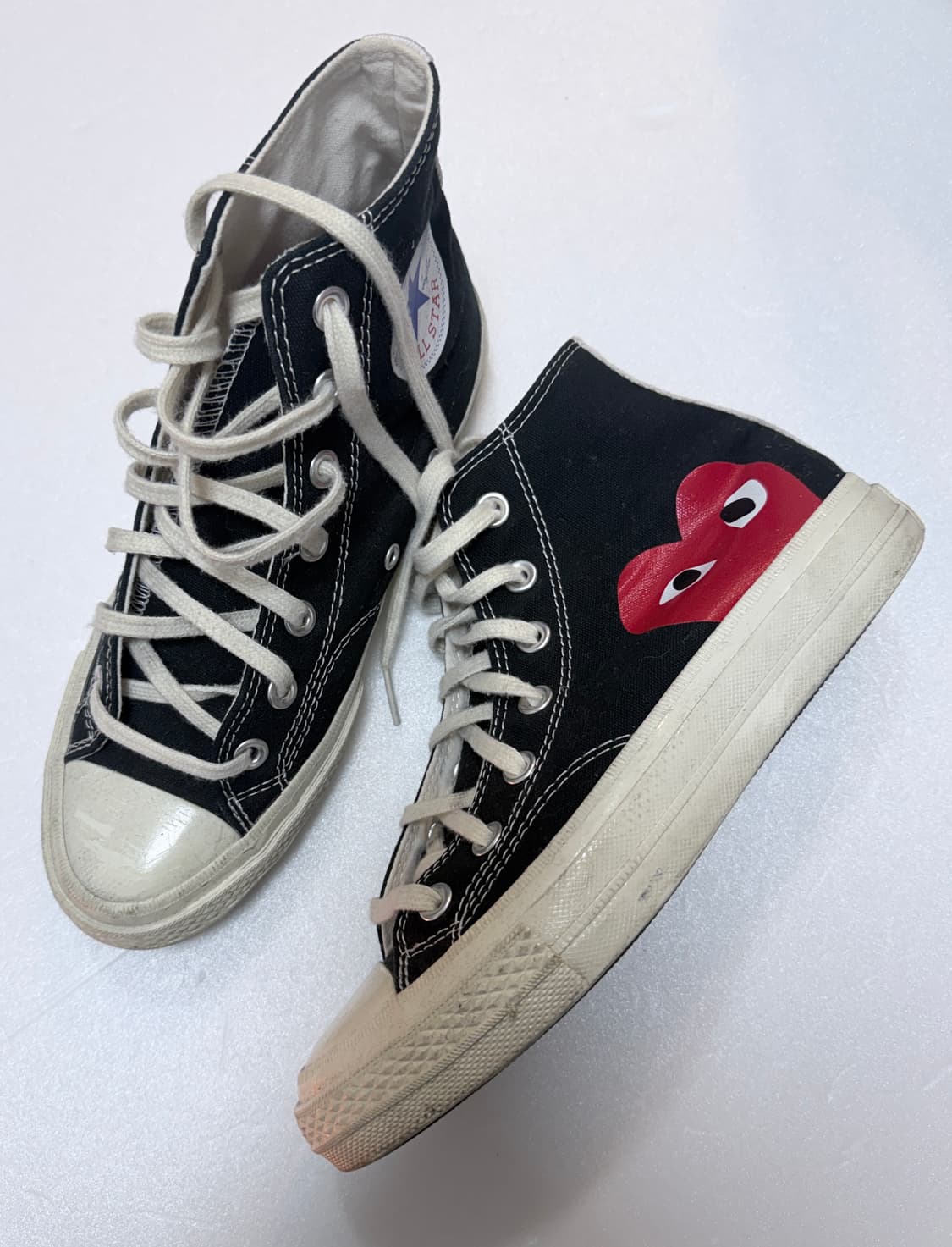 꼼데가르송 플레이 컨버스 척테일러 하이 245 블랙 하트 상품이미지3