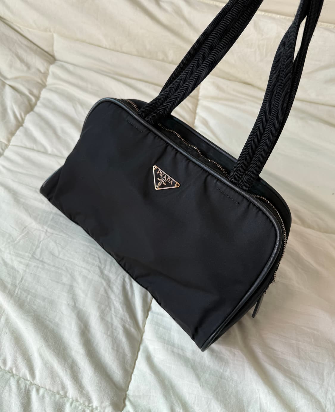 정품 프라다 블랙 나일론 토트백 상품이미지3