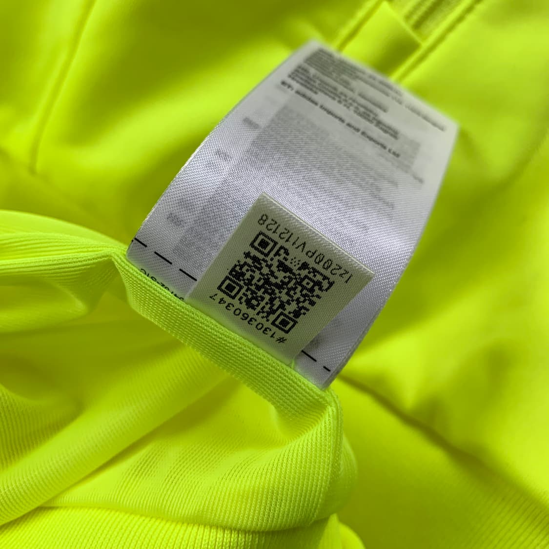 아디다스 x 보어드 에이프 요트 클럽(BAYC) 트랙탑 져지 네온 상품이미지9