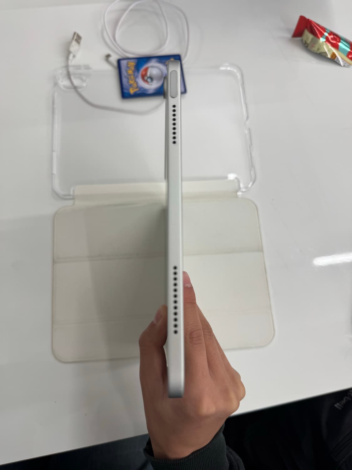 아이패드 A16 128G 애플펜슬 USB-C 포함 상품이미지4