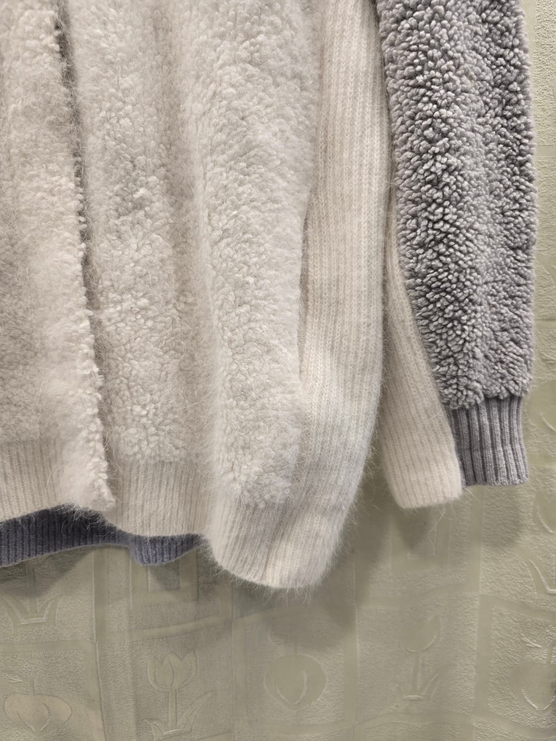 시슬리 앙고라 부클 니트 가디건 프리사이즈  상품이미지4