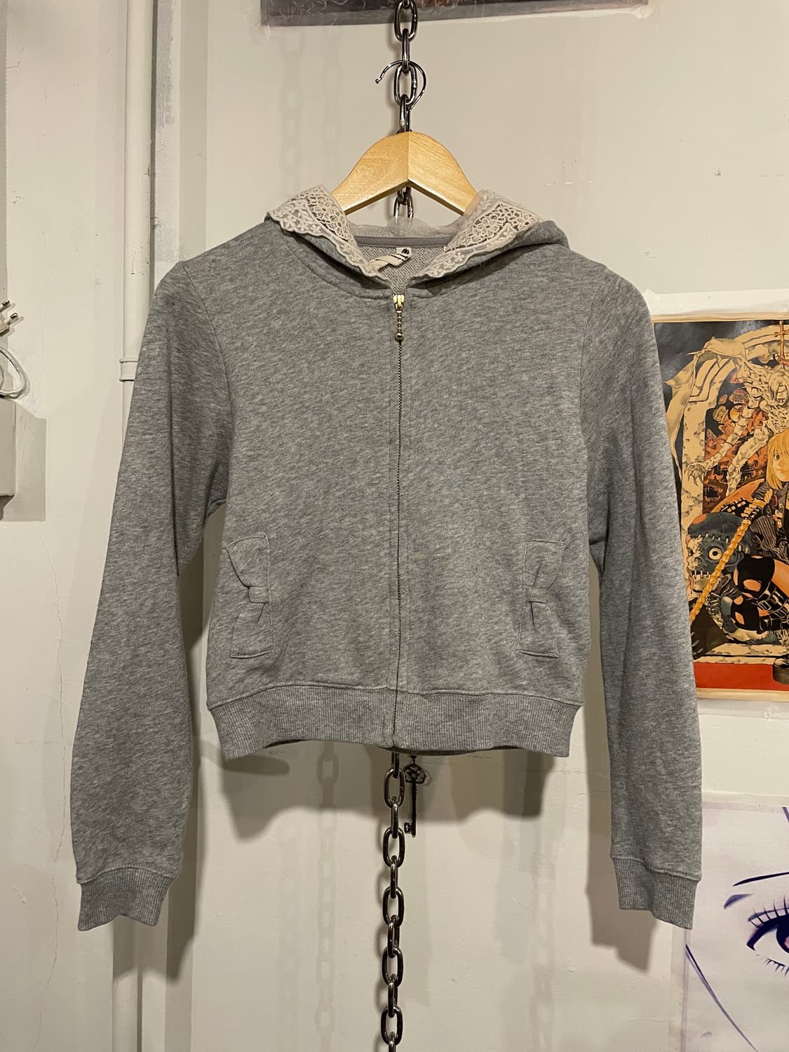 레이스 그레이 리본 포켓 크롭 후드집업 모리 러블리 상품이미지1