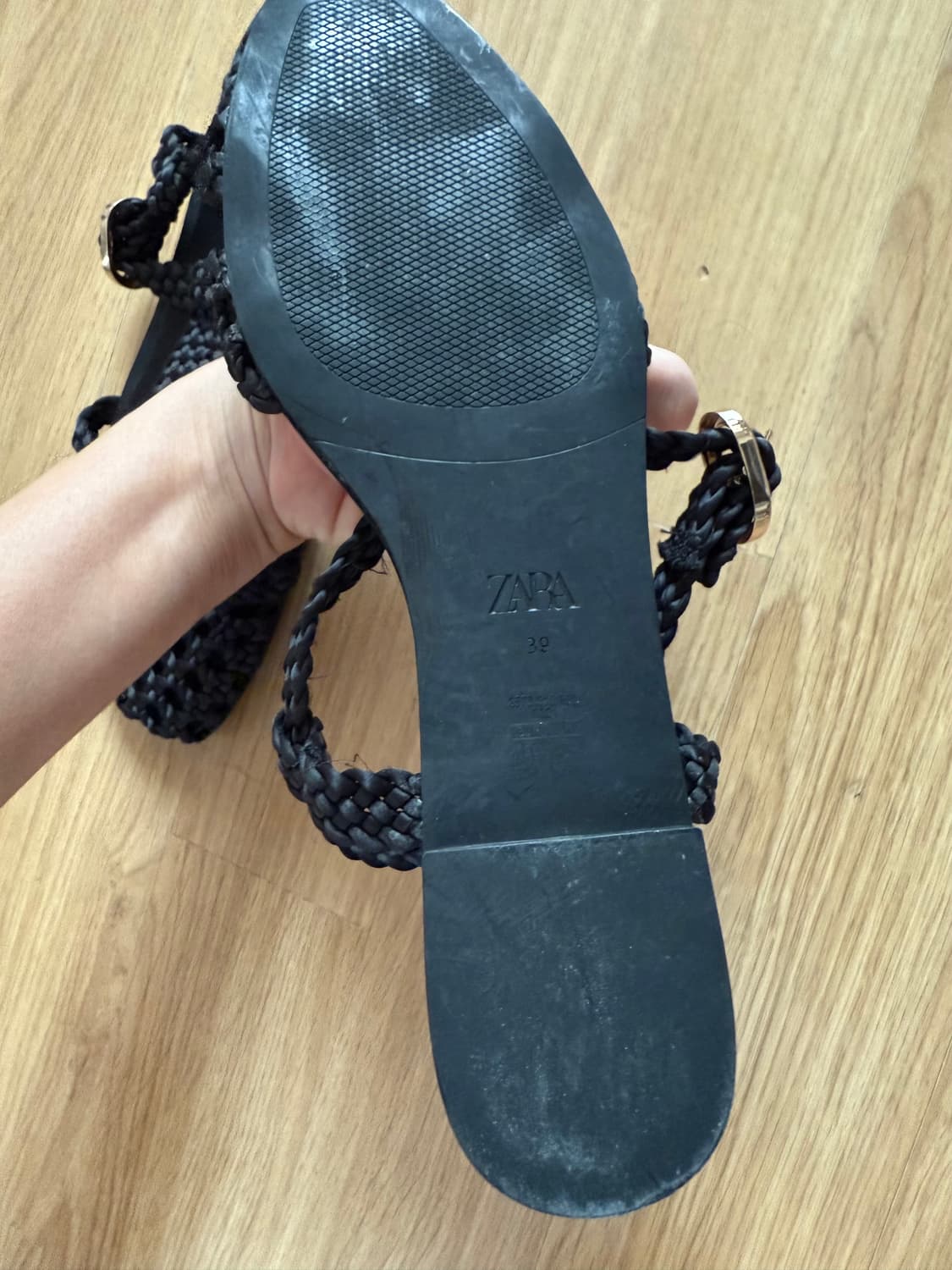 자라 Zara 블랙 매쉬 스트랩 샌들39 (245-250mm) 상품이미지3