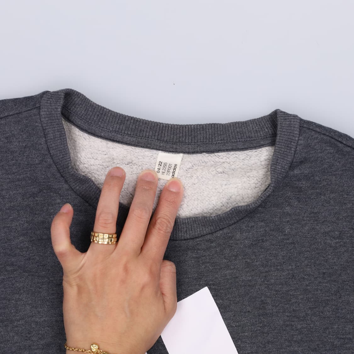 실측확인 아디다스 기모 맨투맨 0330H1 상품이미지3