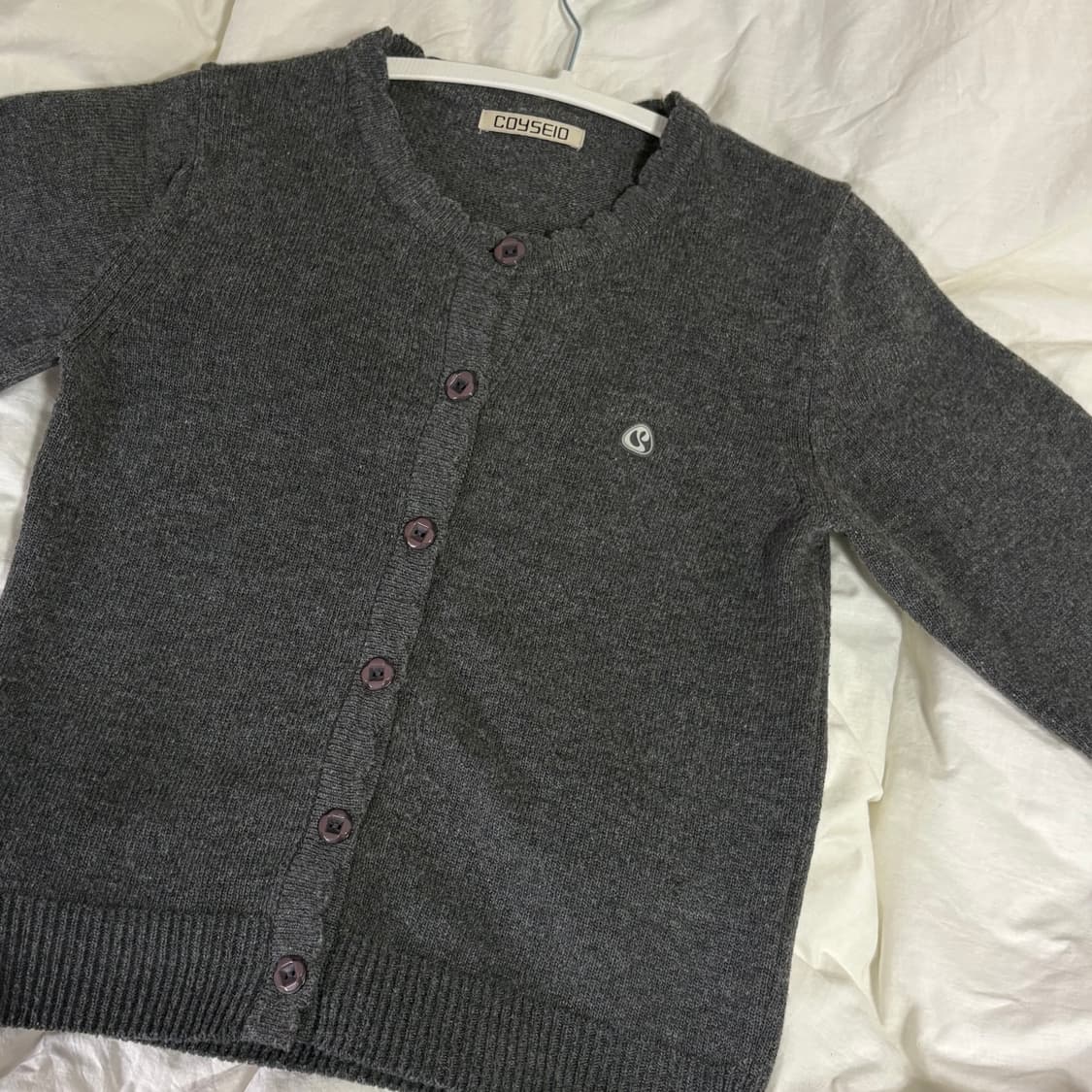 코이세이오 플라워 버튼 가디건 그레이 상품이미지2