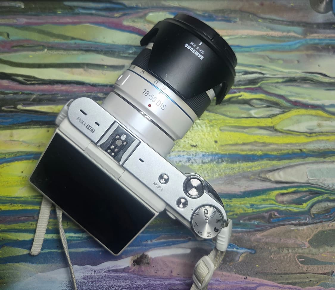 삼성 디지털카메라 nx3000 본체+렌즈+후드캡+렌즈캡 다드려요 상품이미지4