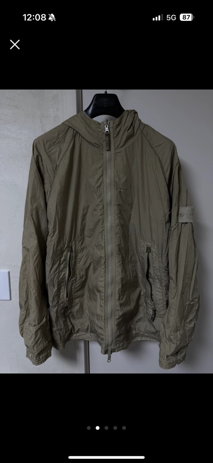 스톤아일랜드 21ss 고스트피스 리버시블 바람막이 상품이미지2