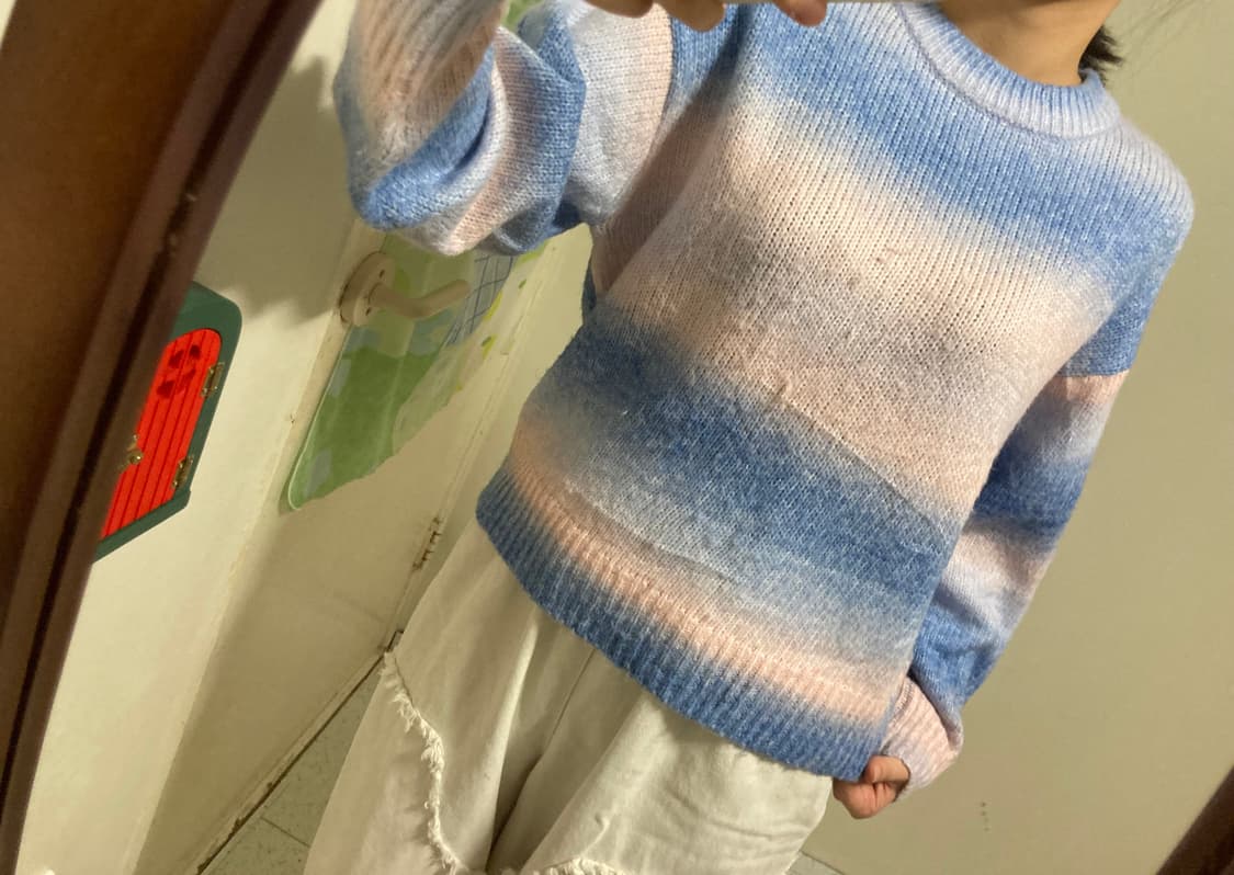 블루베리솜사탕 그라데이션 니트 상품이미지3