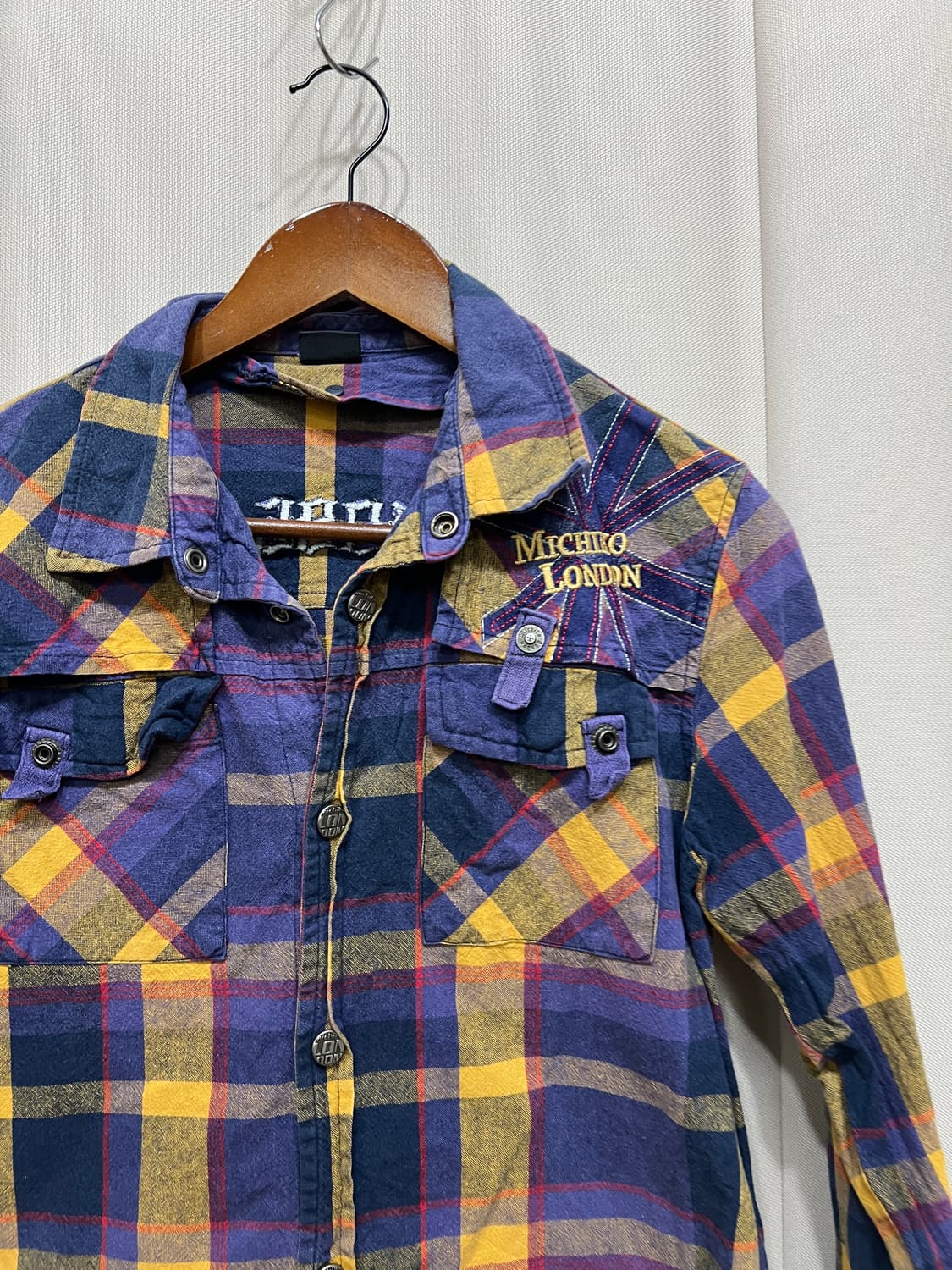 Michiko london 빈티지 투포켓 체크 셔츠  상품이미지3