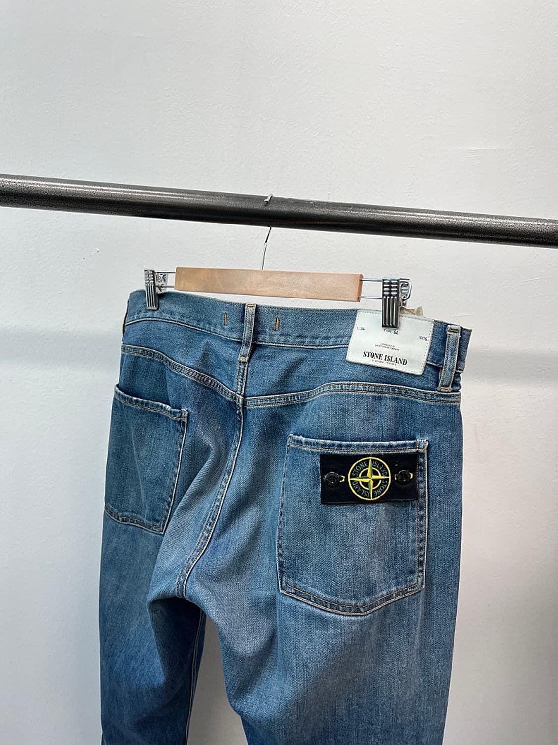 34) 스톤아일랜드 와펜 중청데님 상품이미지7