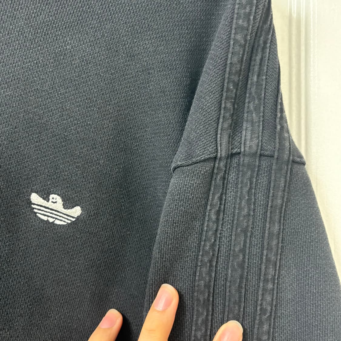 아디다스 X 와릿이즌(마크곤잘레스) 콜라보 올블랙 피그먼트 워싱 후드티 상품이미지5