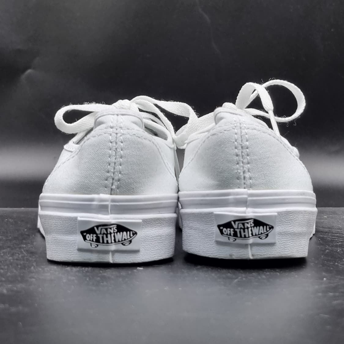 반스 어센틱 트루화이트 여성스니커즈220 상품이미지4