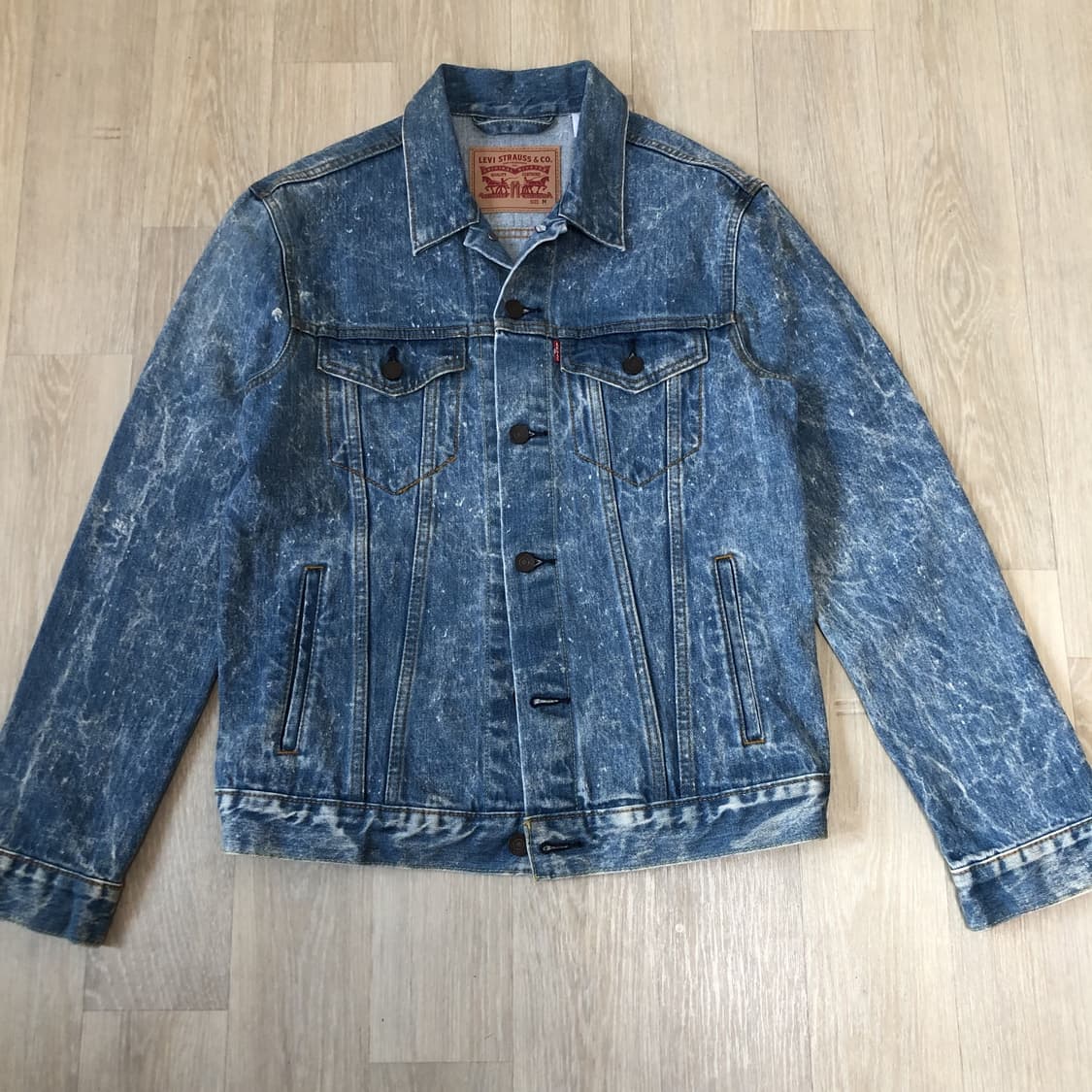 (M) 리바이스 Levi's 72334 연청 블리치드 디테일 데님 자켓 상품이미지1