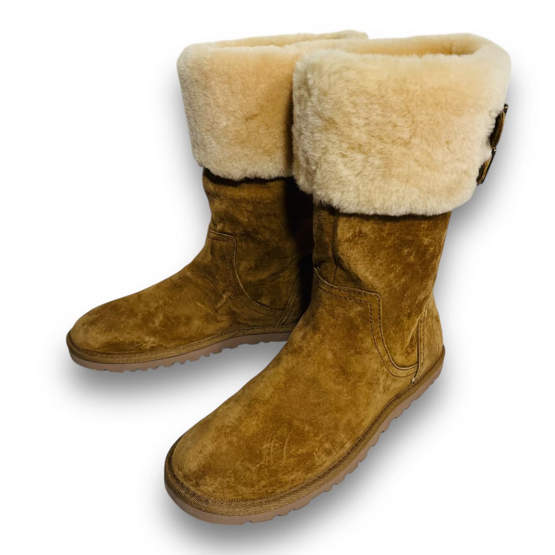 UGG Suede Chestnut Sheepskin Boots 상품이미지2