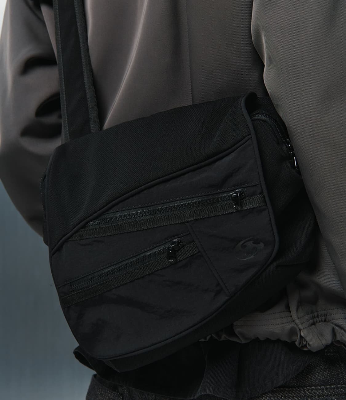 산산기어 포켓 크로스백 24fw 상품이미지2