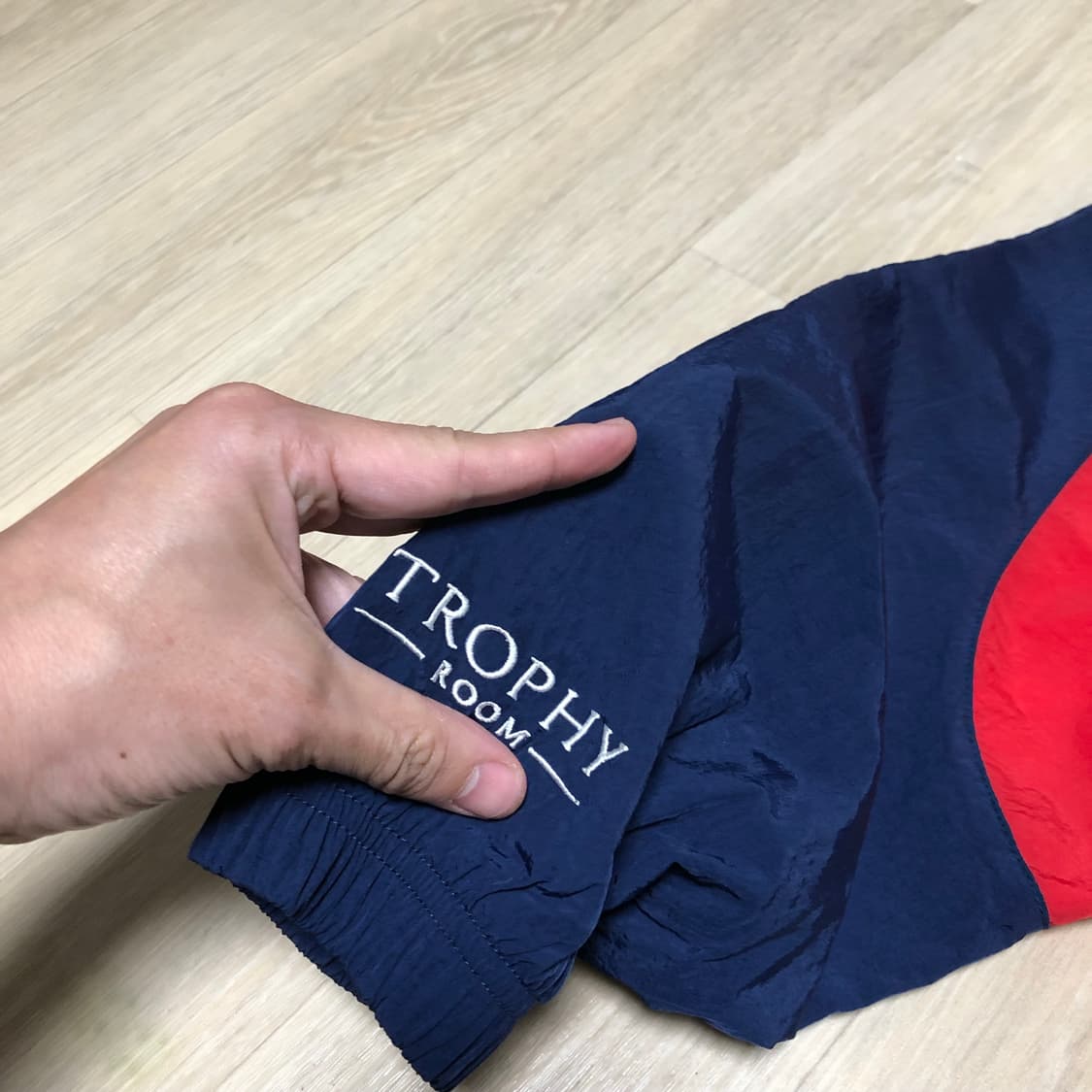 (L) 조던 X 트로피룸 92년 바르셀로나 드림팀 우븐 자켓 미드 네이비 상품이미지2