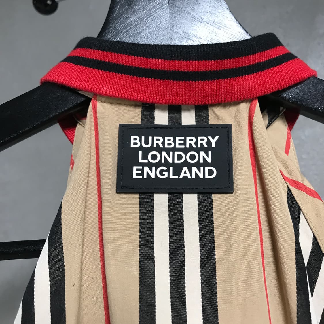 버버리 슬리브리스 탑 4Y(W) 상품이미지8