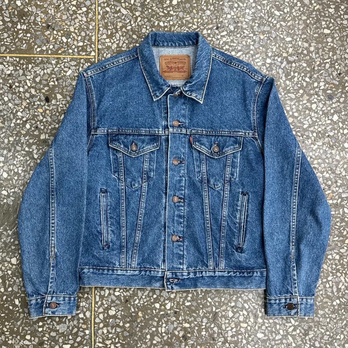90s USA 리바이스 70506-0217 데님 트러커 자켓 40 상품이미지1