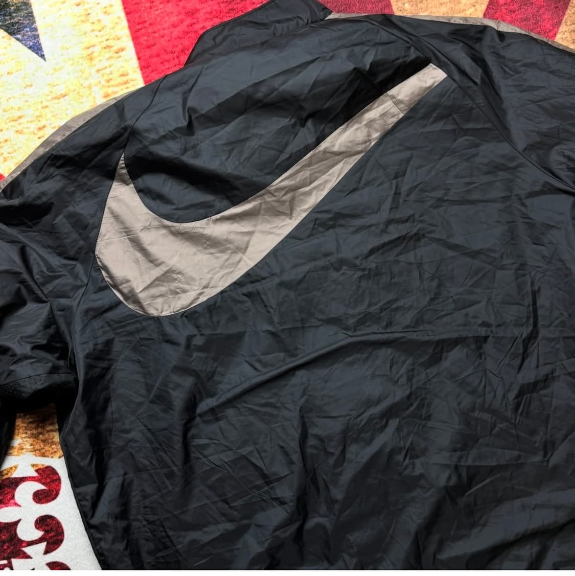 토트넘 나이키 바람막이. 상품이미지3