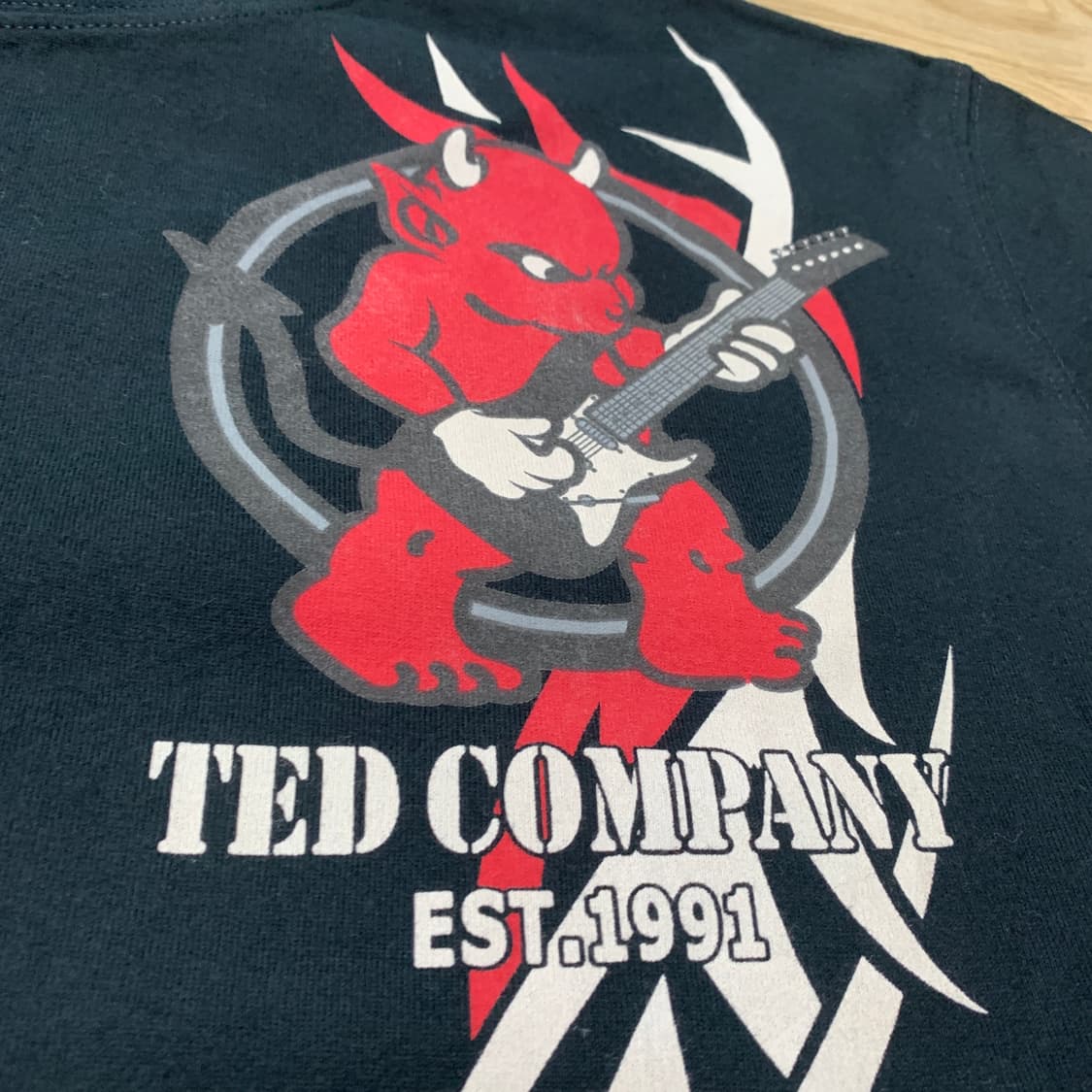 100) 00s 테드컴퍼니 TED COMPANY 데빌 빅프린팅 반팔  상품이미지5