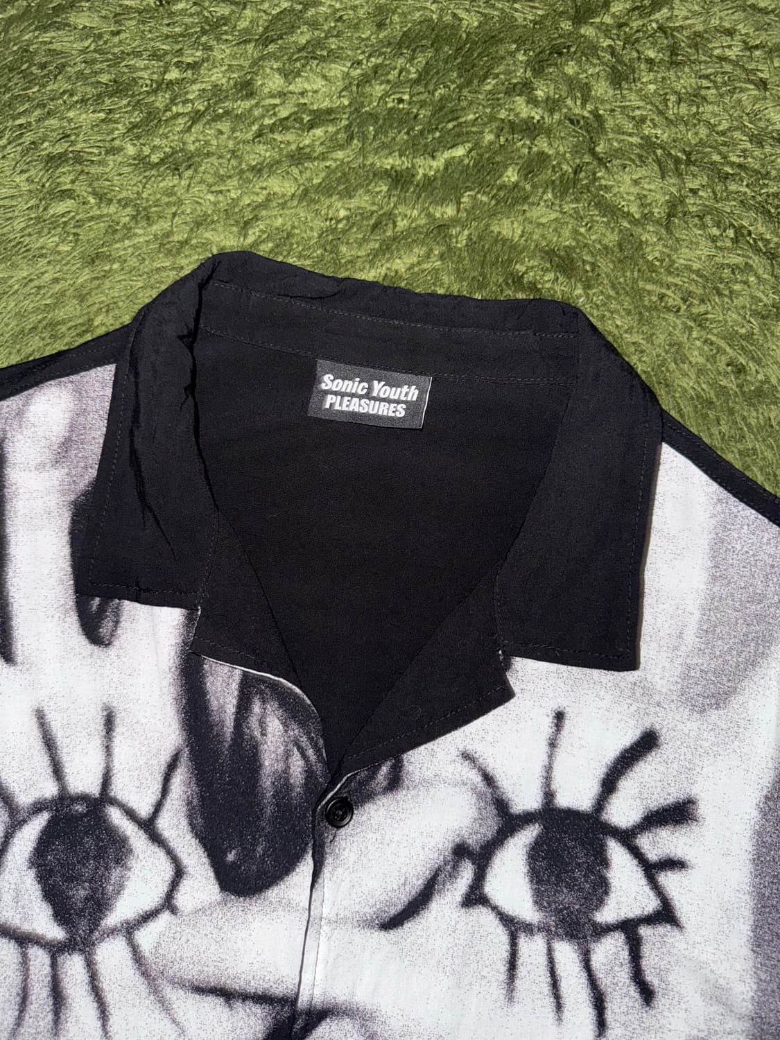 [XL] PLEASURES 플레져스 X 소닉 유스 오픈카라 레이온 셔츠 상품이미지3