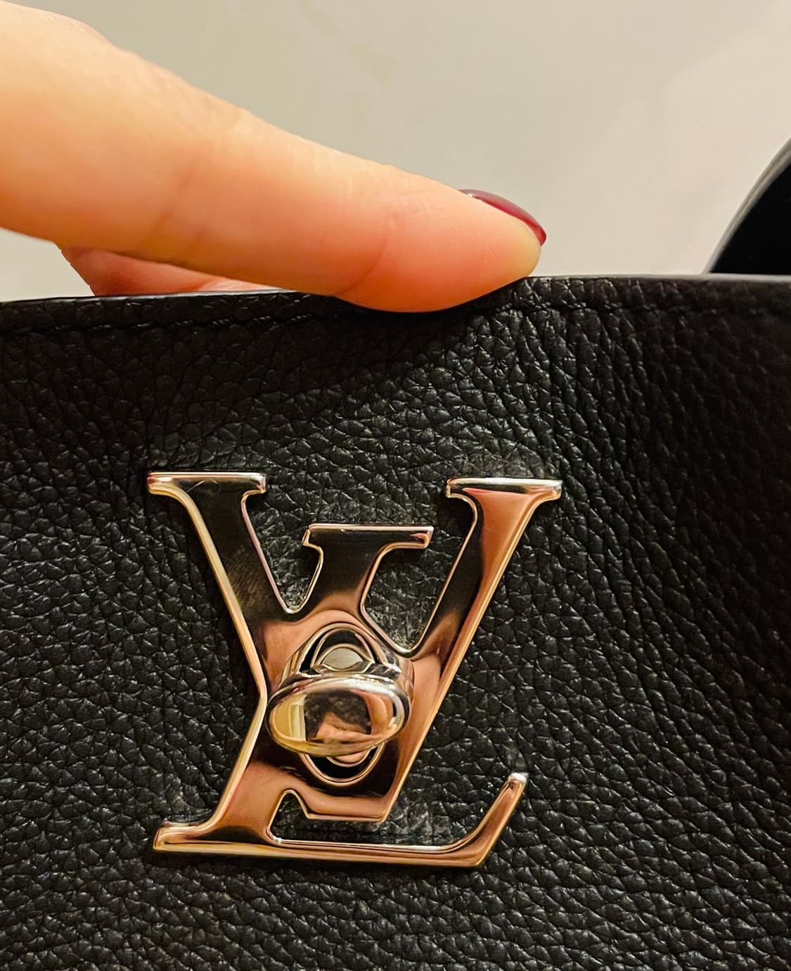 루이비통 락미 카바스 (Lockme Cabas)블랙쇼퍼백/새상품 상품이미지6