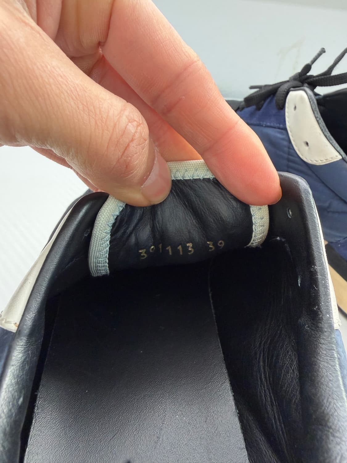 정품) 발렌시아가 레이스러너 스니커즈 39 상품이미지8