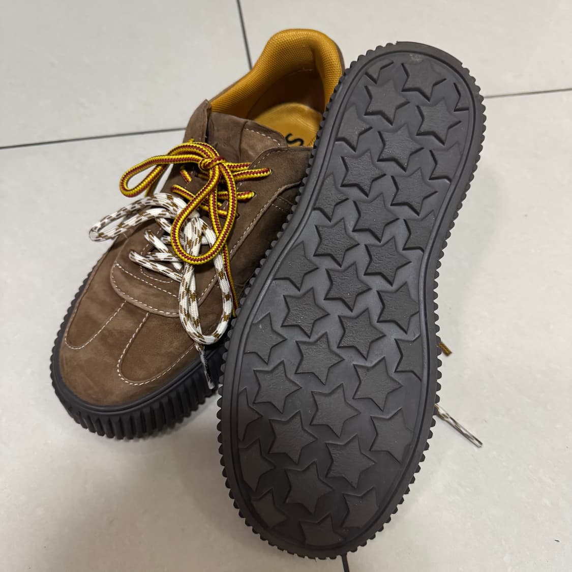 슈콤마보니 운동화 (250mm) 상품이미지3