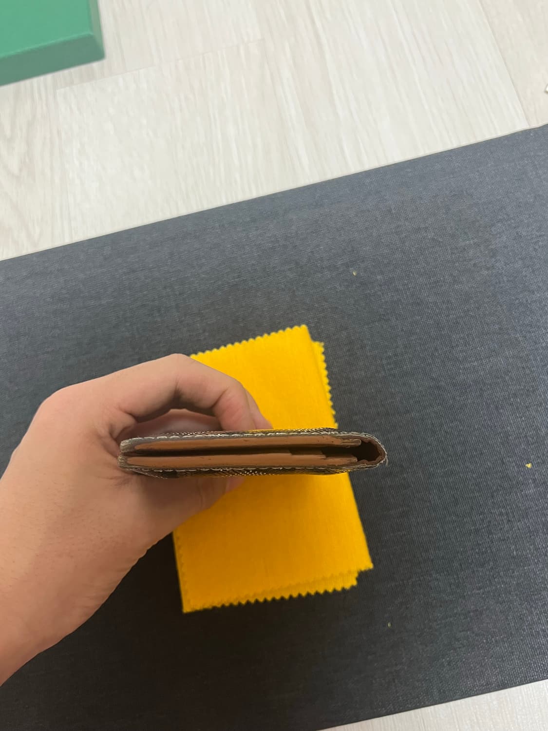 (풀박스)고야드 생피에르 블랙탄 카드지갑 판매합니다 상품이미지7