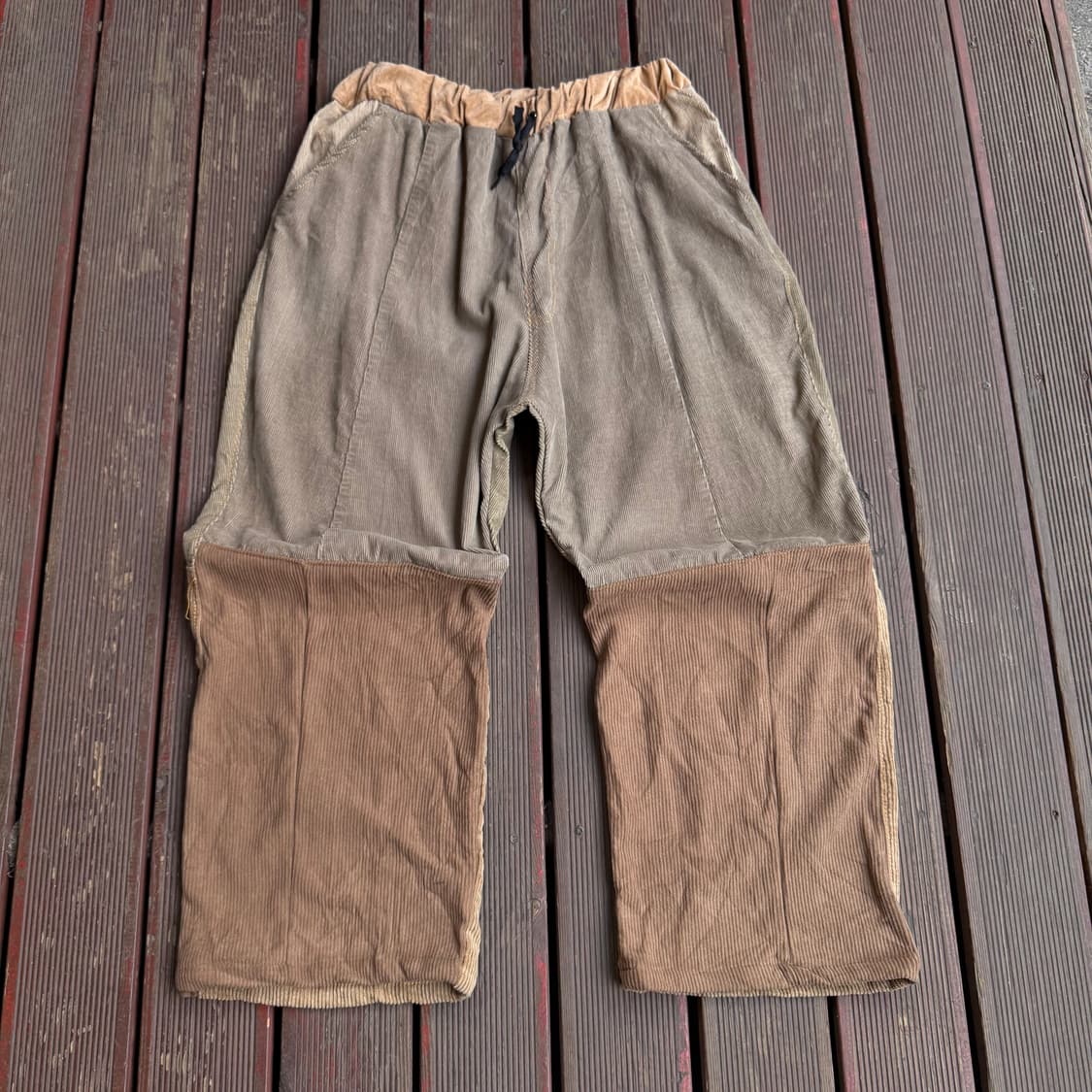 배색 베이지 코듀로이(골덴) 벌룬팬츠 001 상품이미지1