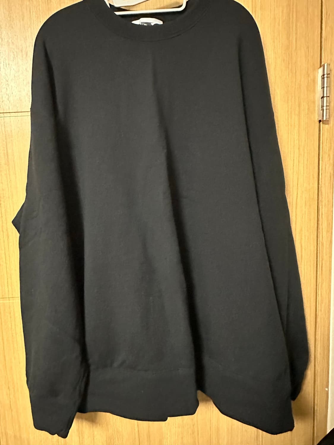 CDG OVERSIZED CREW NECK SWEATSHIRT Black 상품이미지3