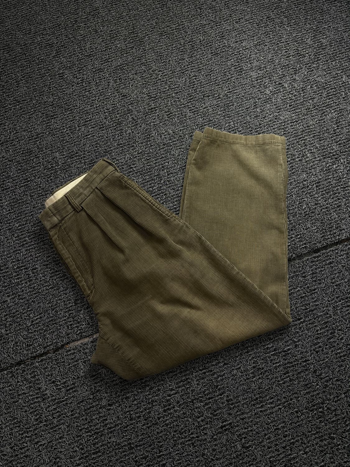 폴로 랄프로렌 아메카지 코듀로이 와이드핏 팬츠 1884 상품이미지1