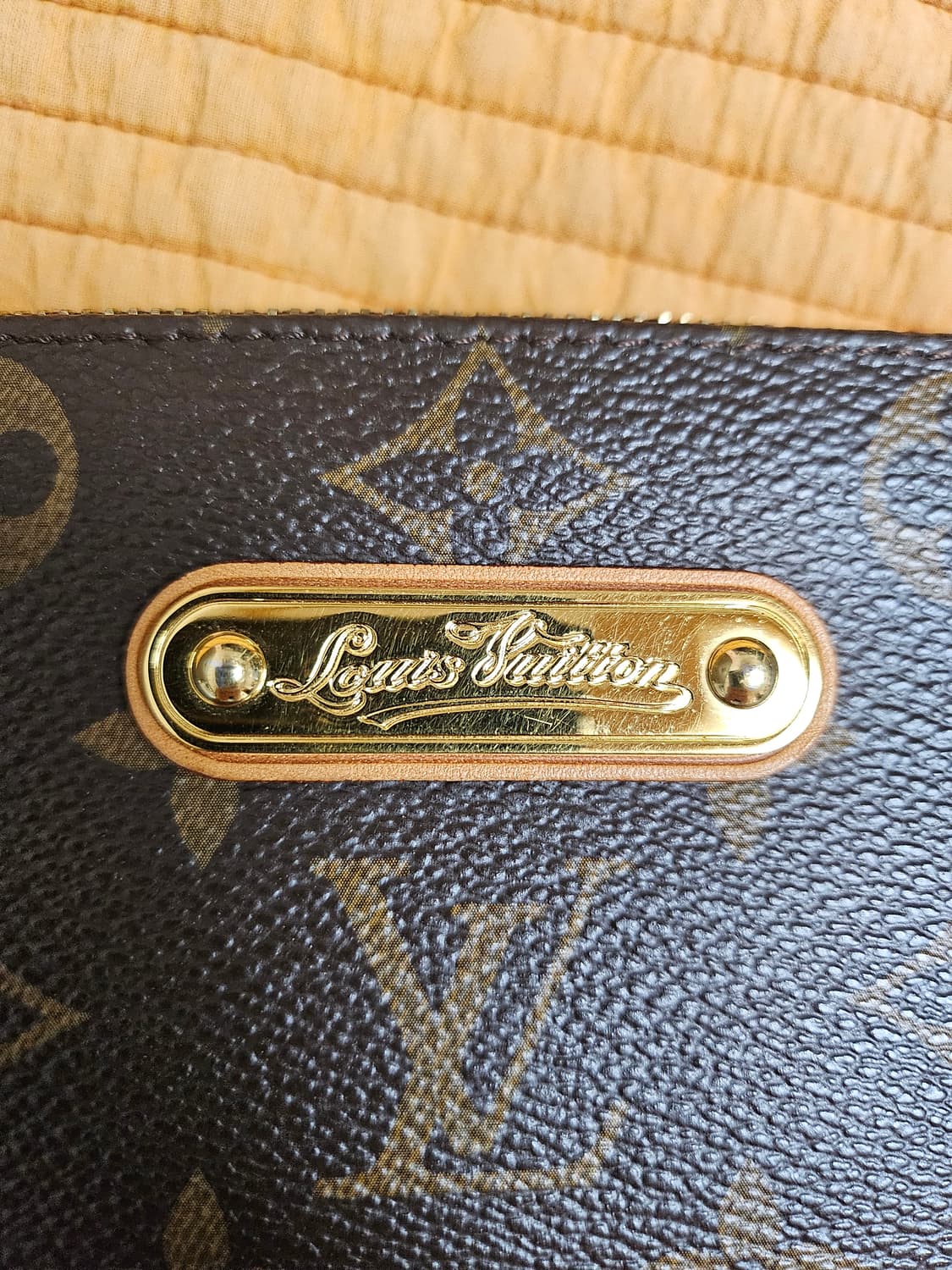 루이비롱 모노그램 에바클러치(정품) 상품이미지3