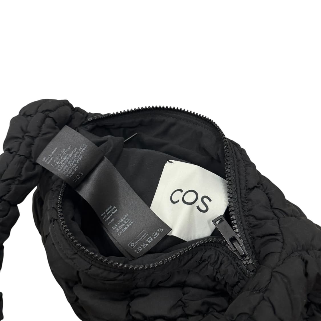 COS 코스 퀄티드 구름 미니백 가방 블랙 상품이미지4