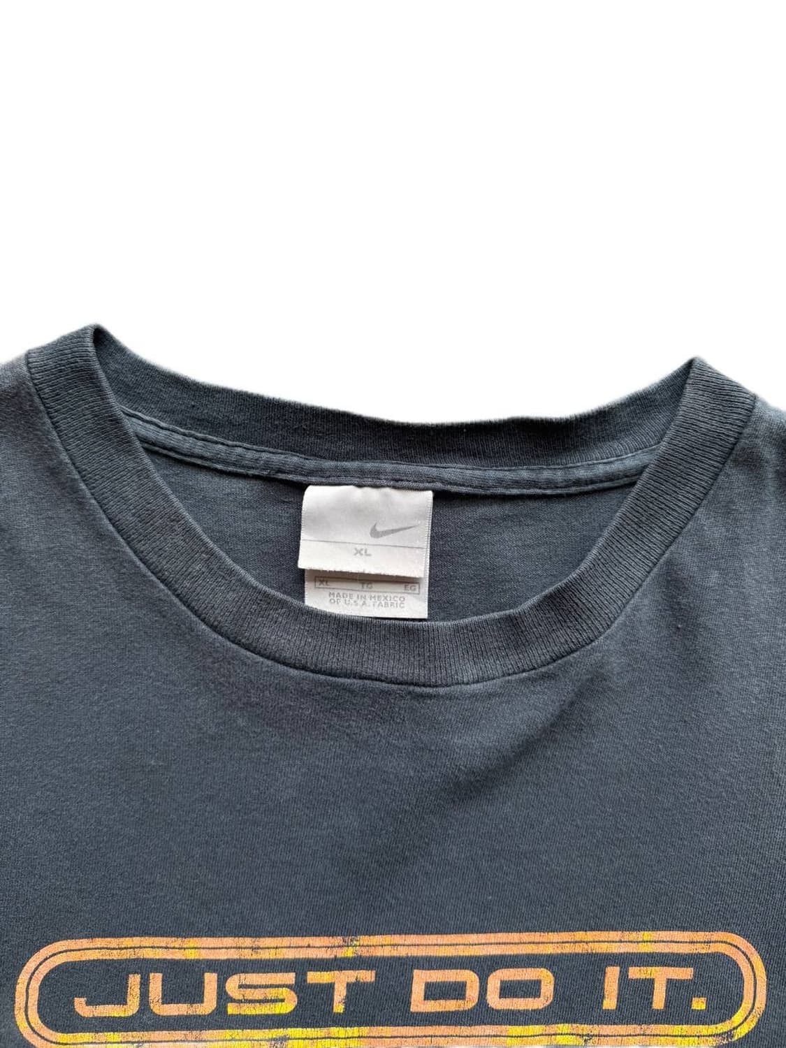 Mid 00s 나이키 Just do it 블랙 페이디드 티셔츠 상품이미지4
