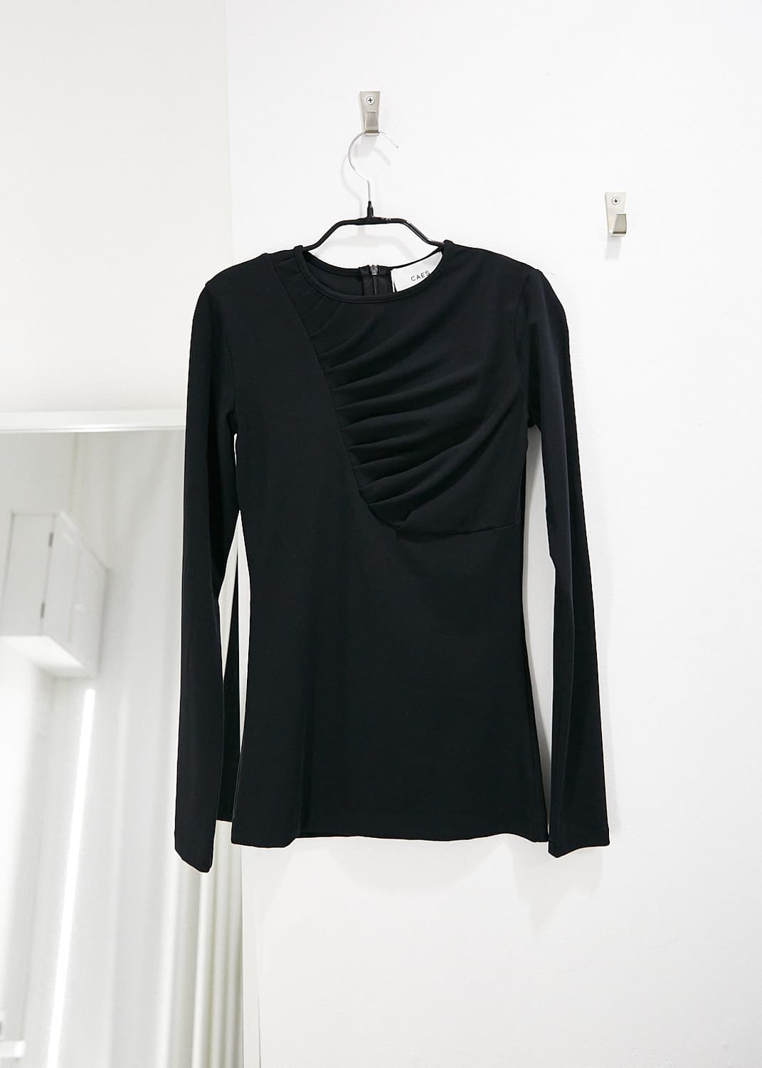 Long Sleeve T-Shirt 상품이미지1