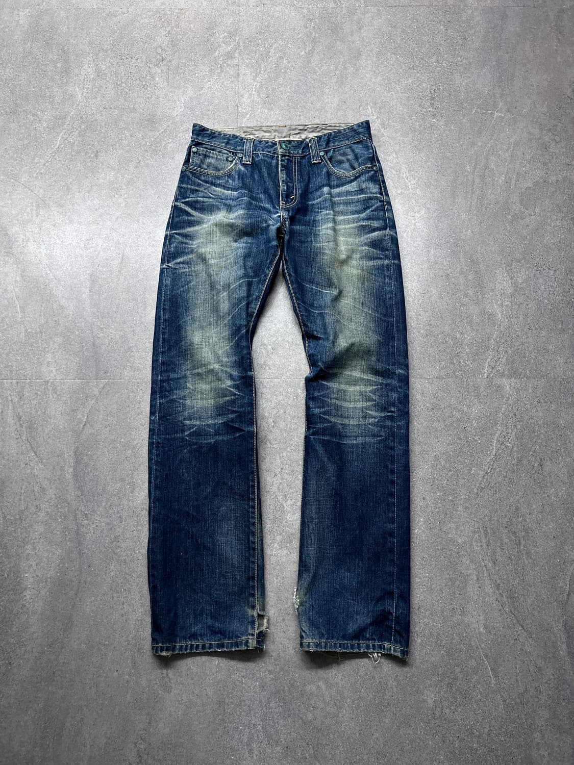 리바이스 501 하드 페이딩 스트레이트 데님 상품이미지3