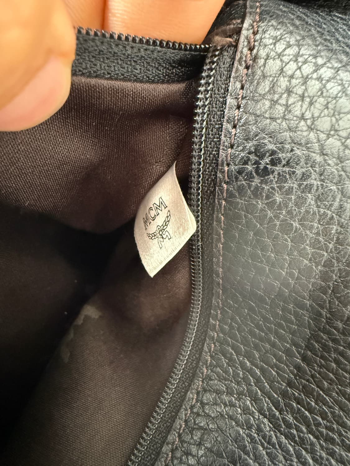 엠씨엠(MCM) 레더 토트 크로스백 상품이미지10