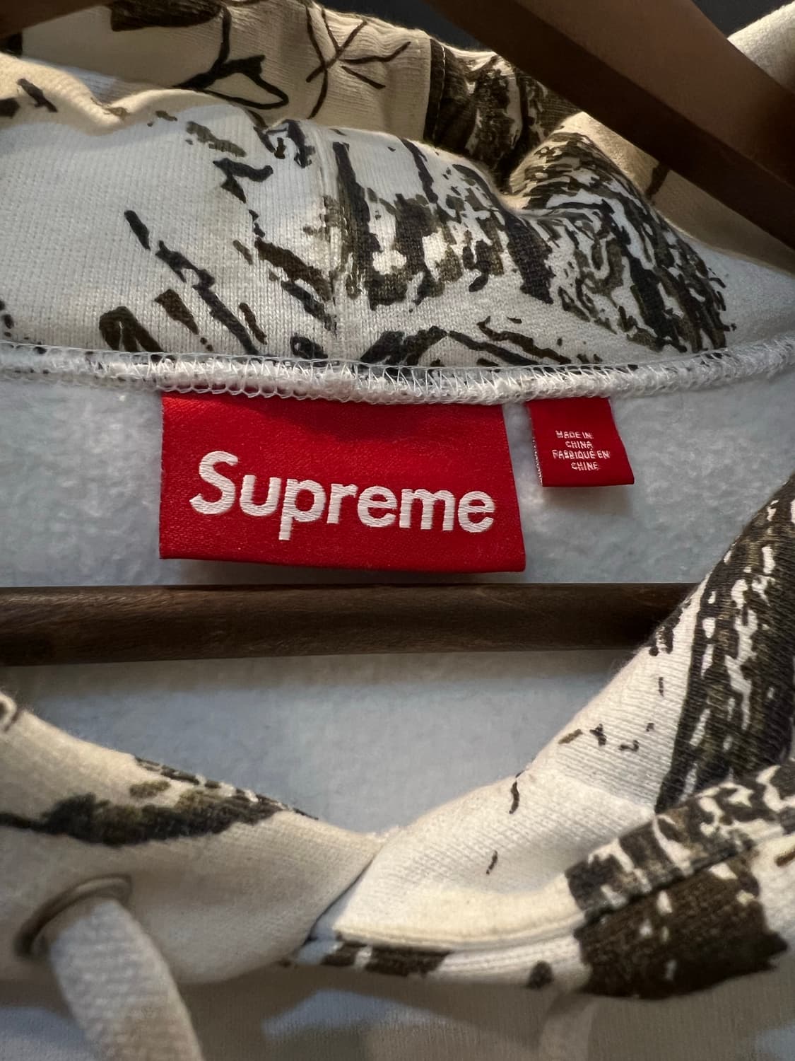 슈프림 스몰 박스 우드랜드 카모 후드 스웨트셔츠 상품이미지3