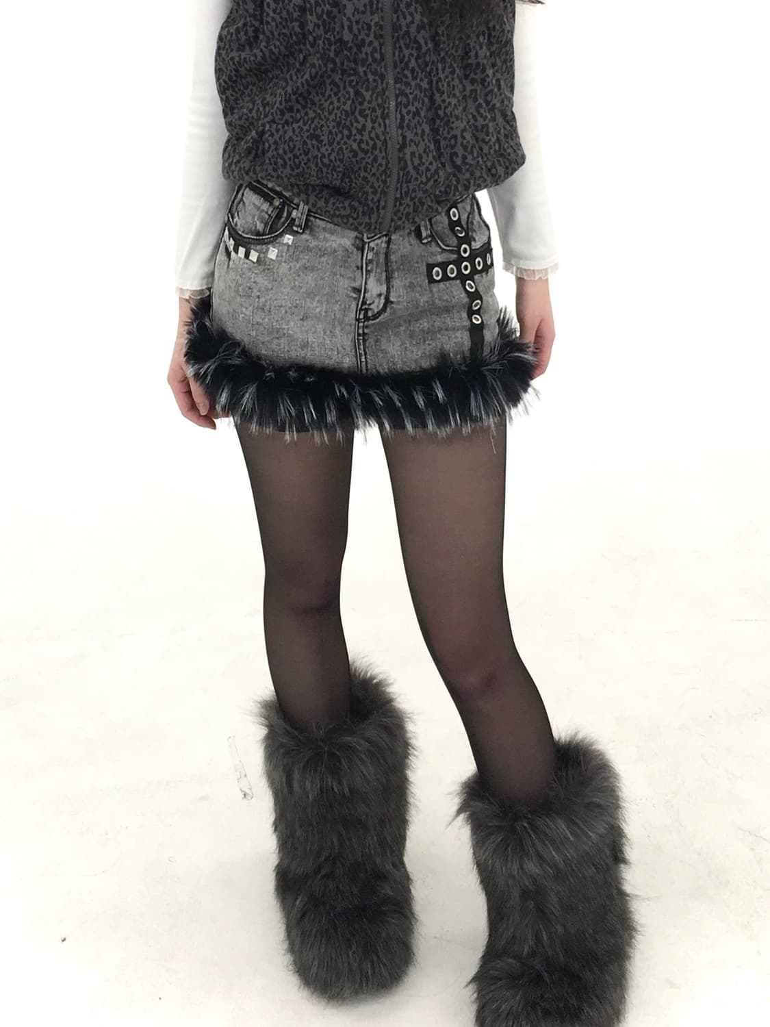 [made] cross eyelet fur mini skirt 상품이미지5