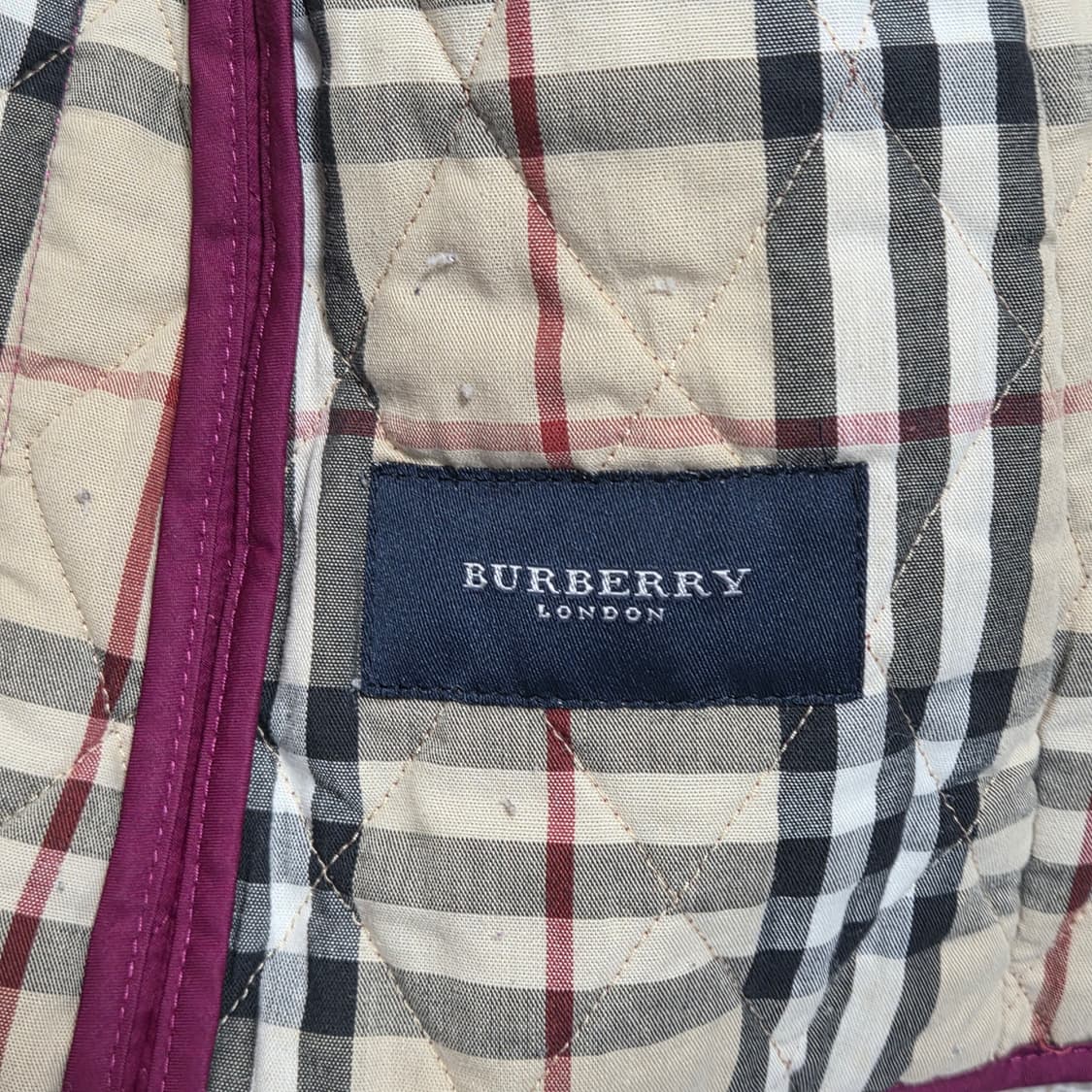 Burberry 버버리 빈티지 체크 디테일 퀼팅 자켓 상품이미지4