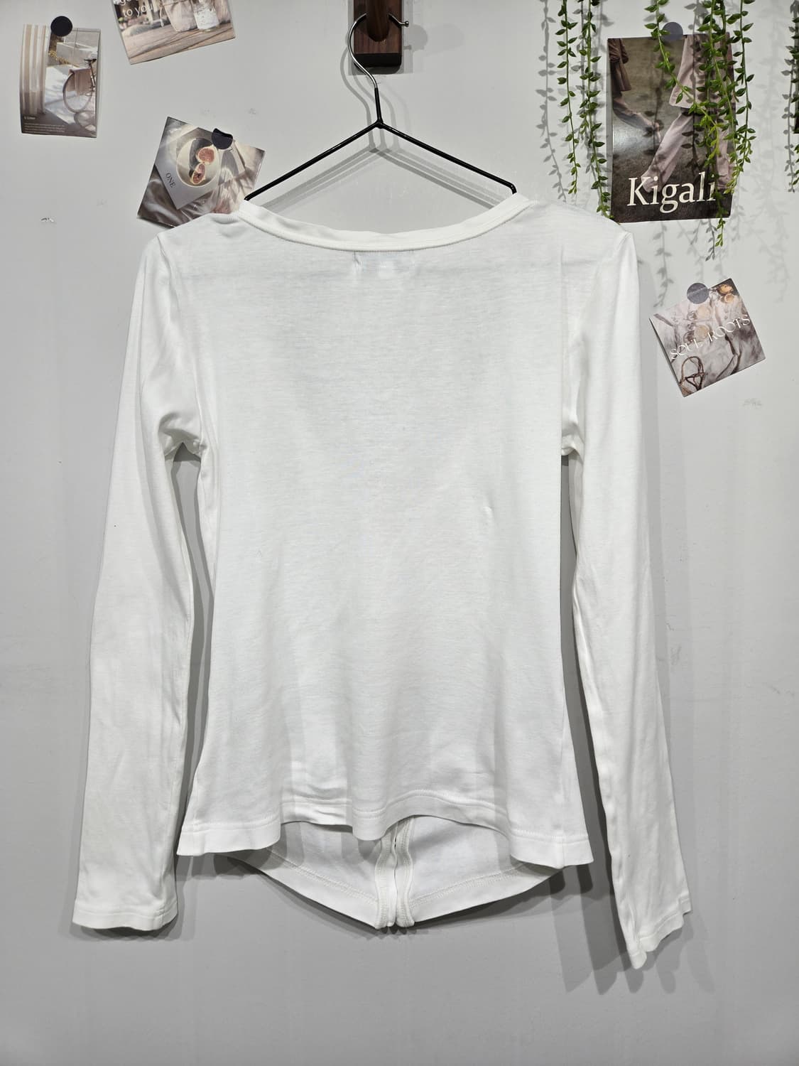 버버리 화이트 가디건 긴팔티 상품이미지4